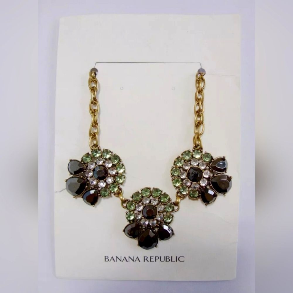 BANANA REPUBLIC ANTIQUE GOLD TONE GREEN/GREY CUT CRYSTAL 18"-20" NECKLACE NWT